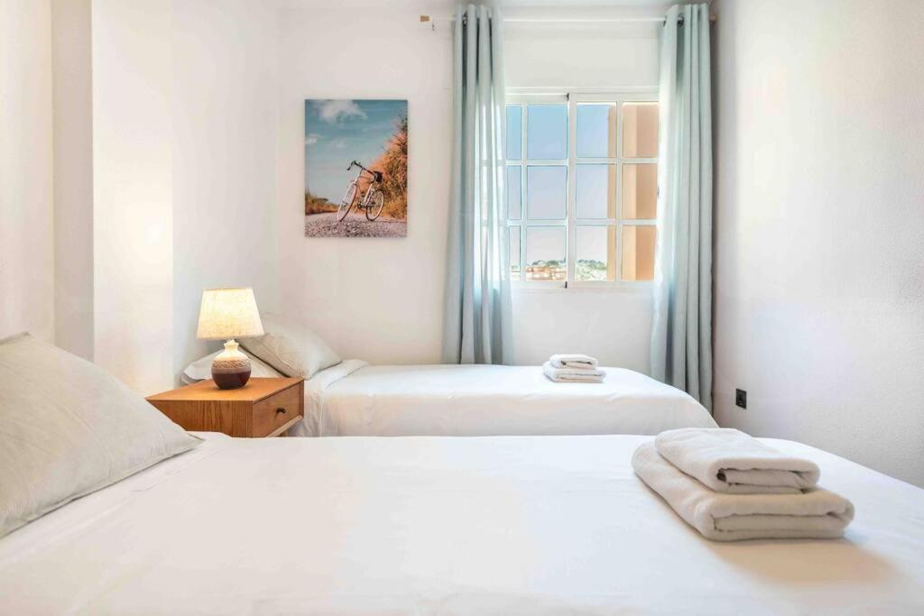 Spacious & Authentic Apartment By Rems Málaga Exterior foto